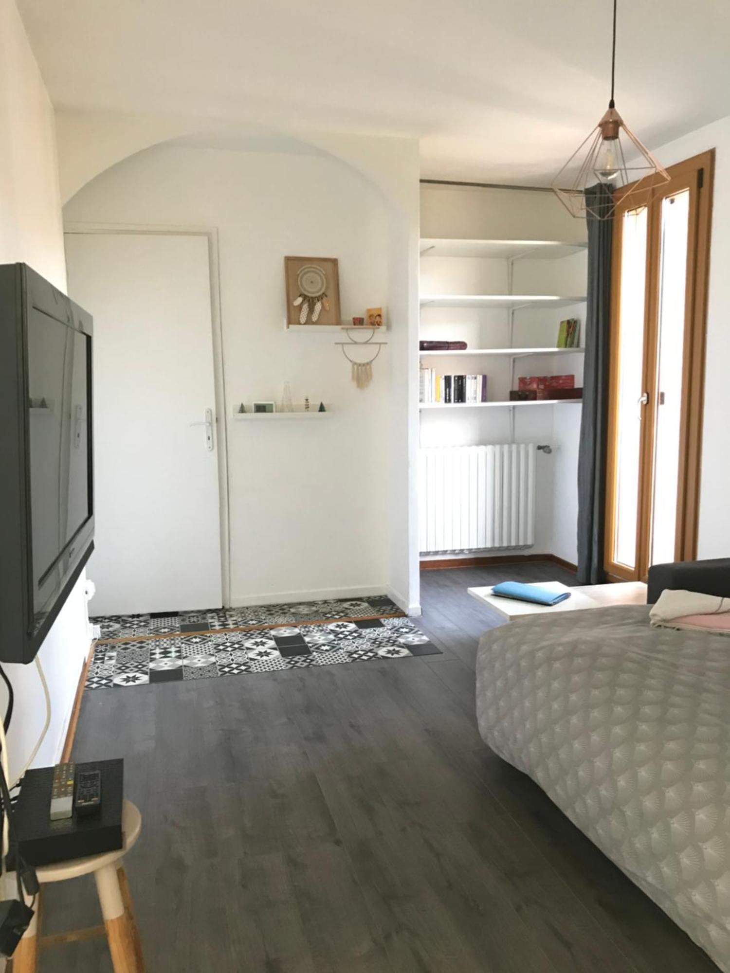 Appartement Dans Maison Brie-et-Angonnes ภายนอก รูปภาพ