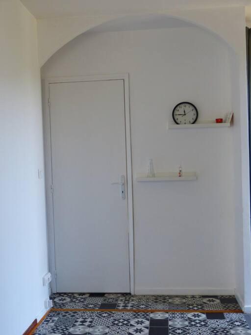 Appartement Dans Maison Brie-et-Angonnes ภายนอก รูปภาพ